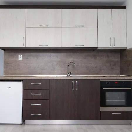 за гости Valenda Apart-hotel Kirkovo (Kardzhali)
